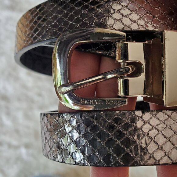 Michael Kors Women's Belt Metalic Gray 43" Length - Picture 4 of 7